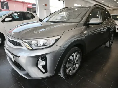 KIA STONIC CONCEPT 1.2 DPI (2023)