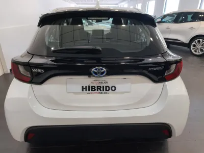 TOYOTA YARIS BUSINESS PLUS 1.5 120H (2022)