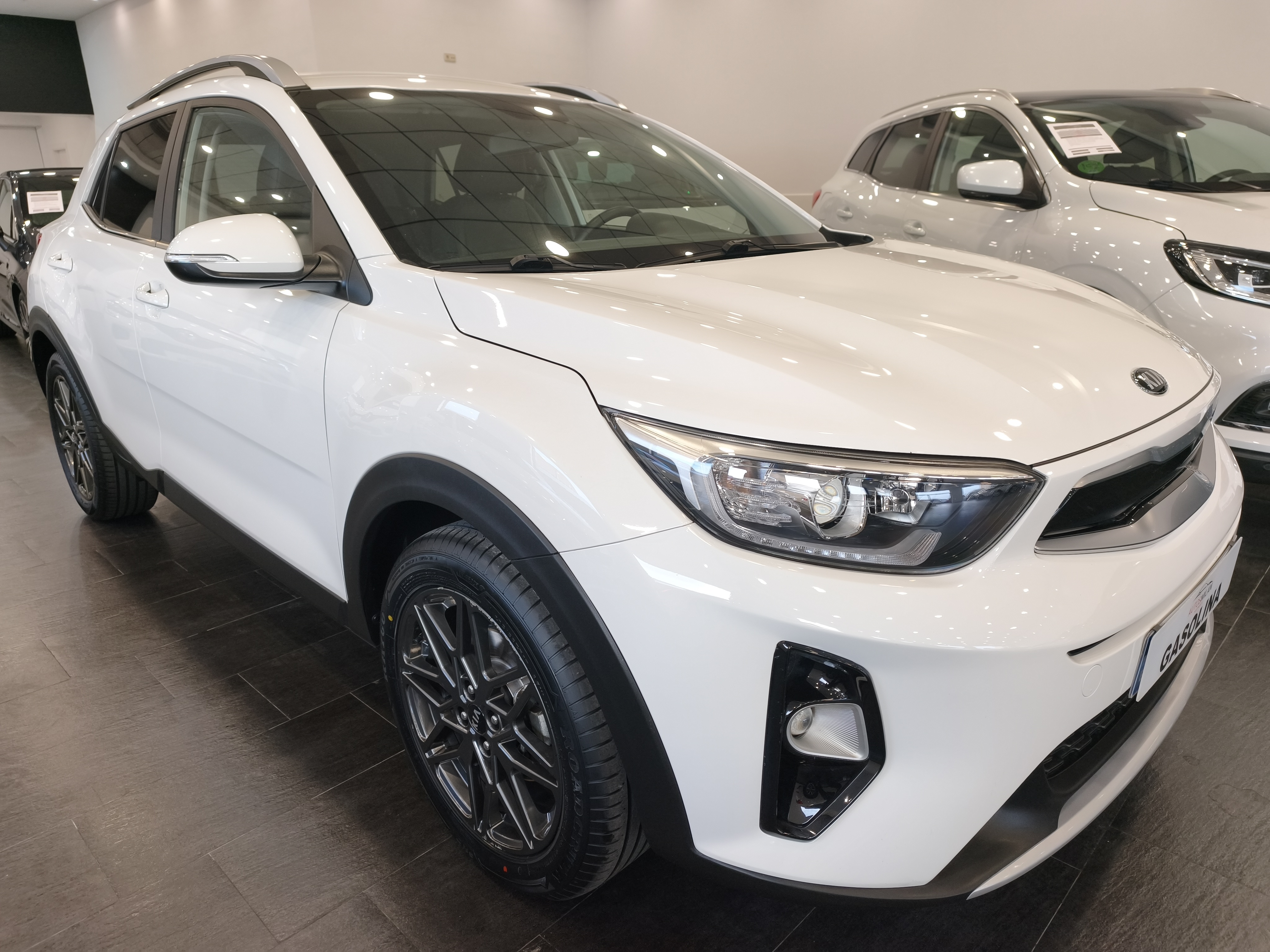 STONIC BLACK EDITION 1.0 T-GDI 100 CV