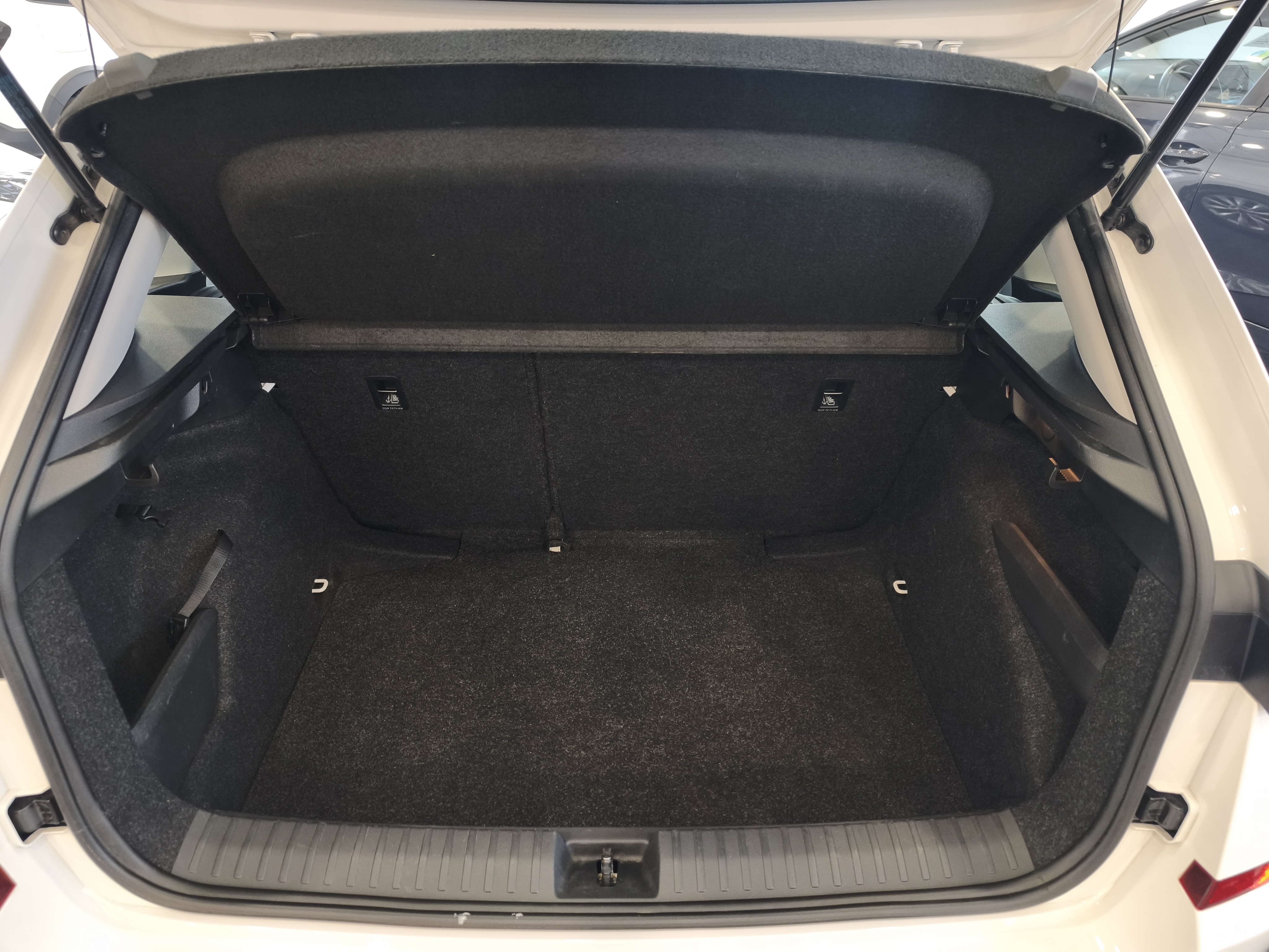 KAMIQ AMBITION DSG 1.0 TSI 110 CV